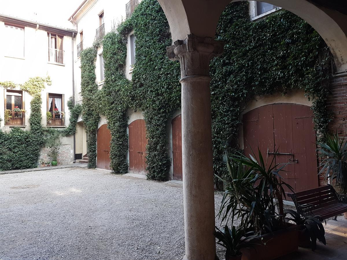 Corte Pomponazza Mantova Exteriér fotografie